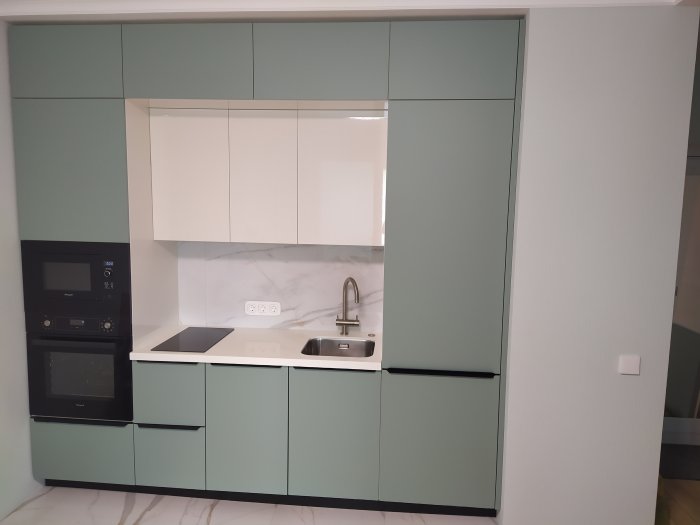 Кухня мятная с подсветкой