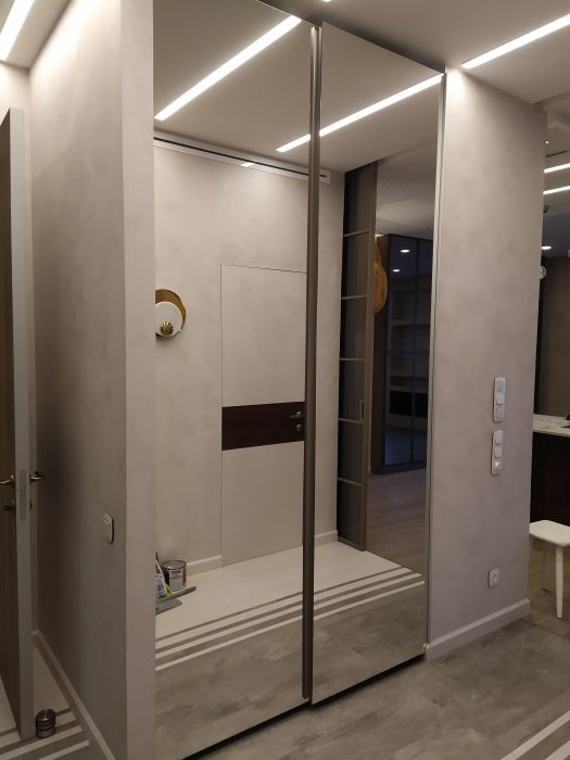 Мебель в коридор Шпон рейка+эмаль матовая